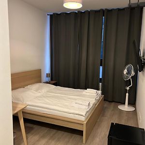 Budget Zimmer mit Kingsize-Bett